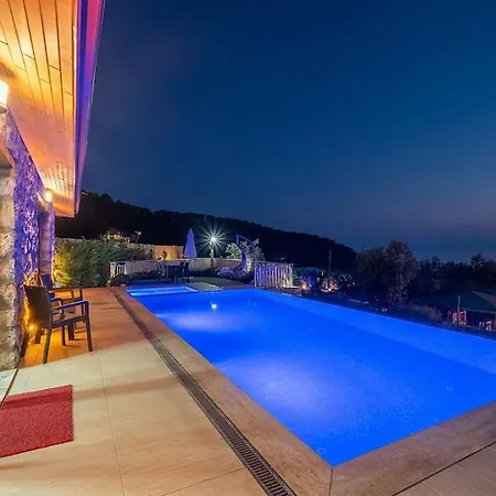 Holiday home Ahenk / Faralya